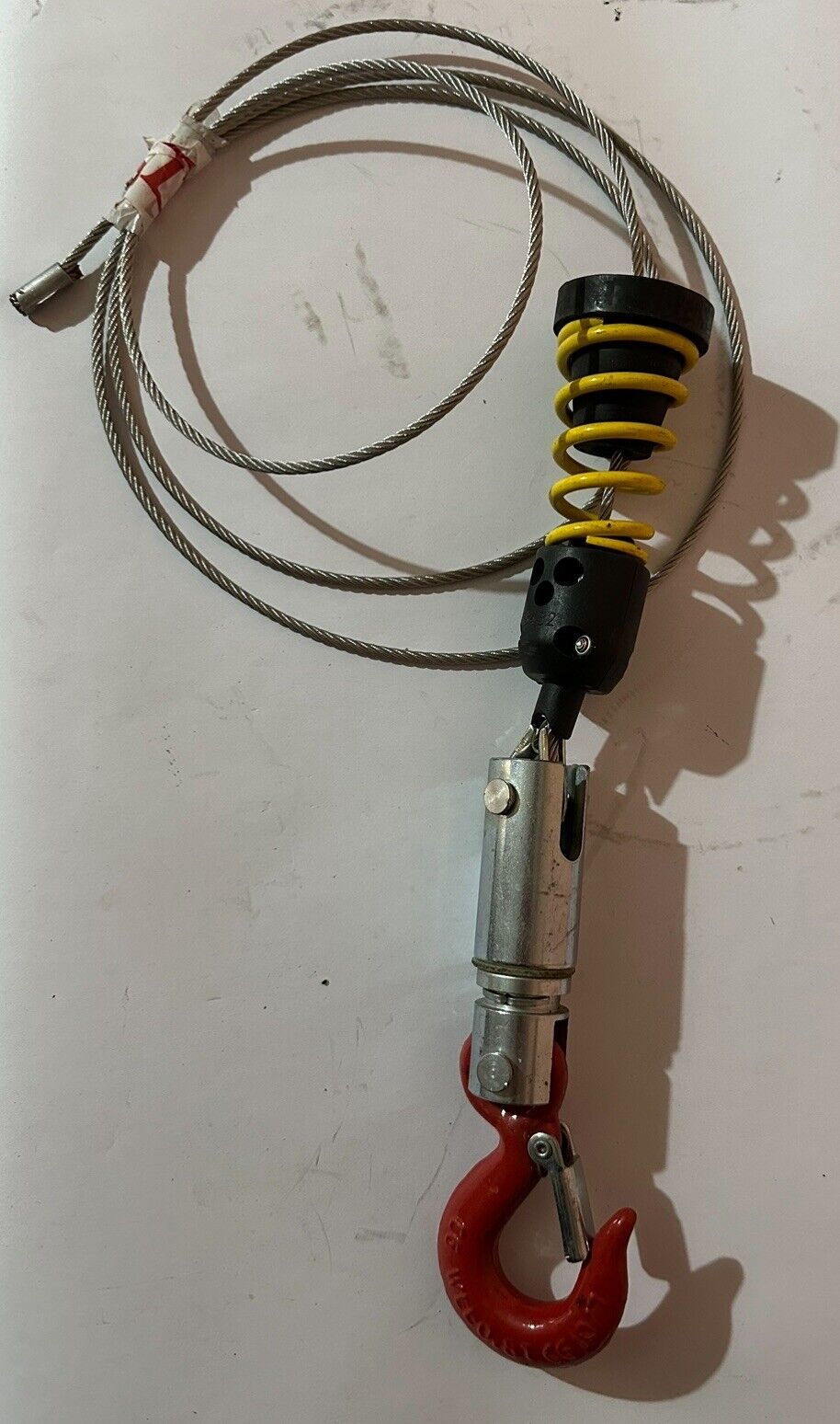 Gancho de elevación CG WLLO.8T CE 10/7 con cable de acero y tope reblandecido